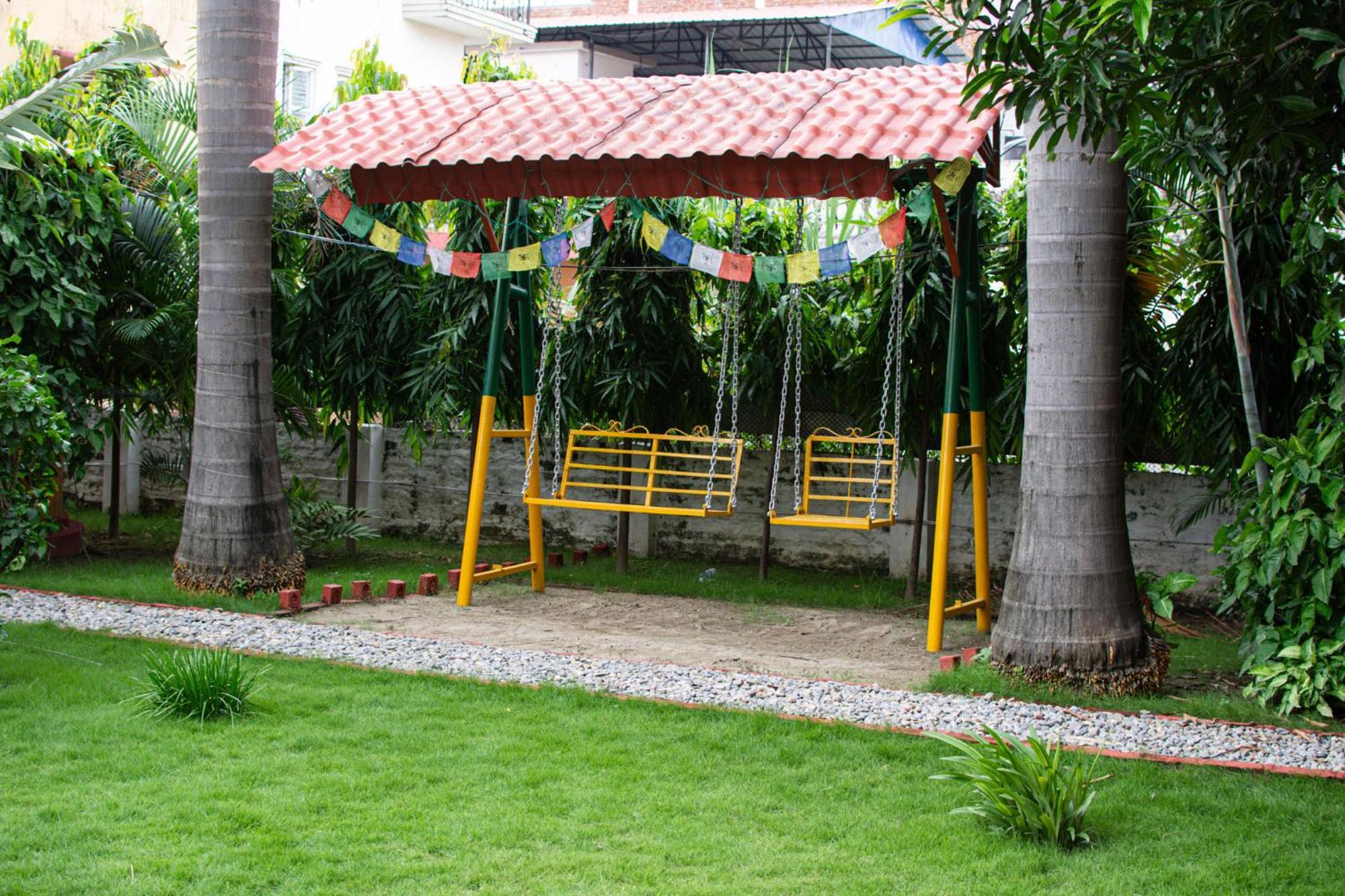 Galaxy Guest House Siddharthanagar Exterior photo