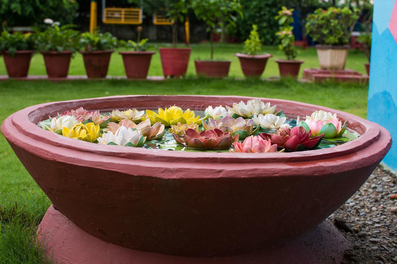 Galaxy Guest House Siddharthanagar Exterior photo