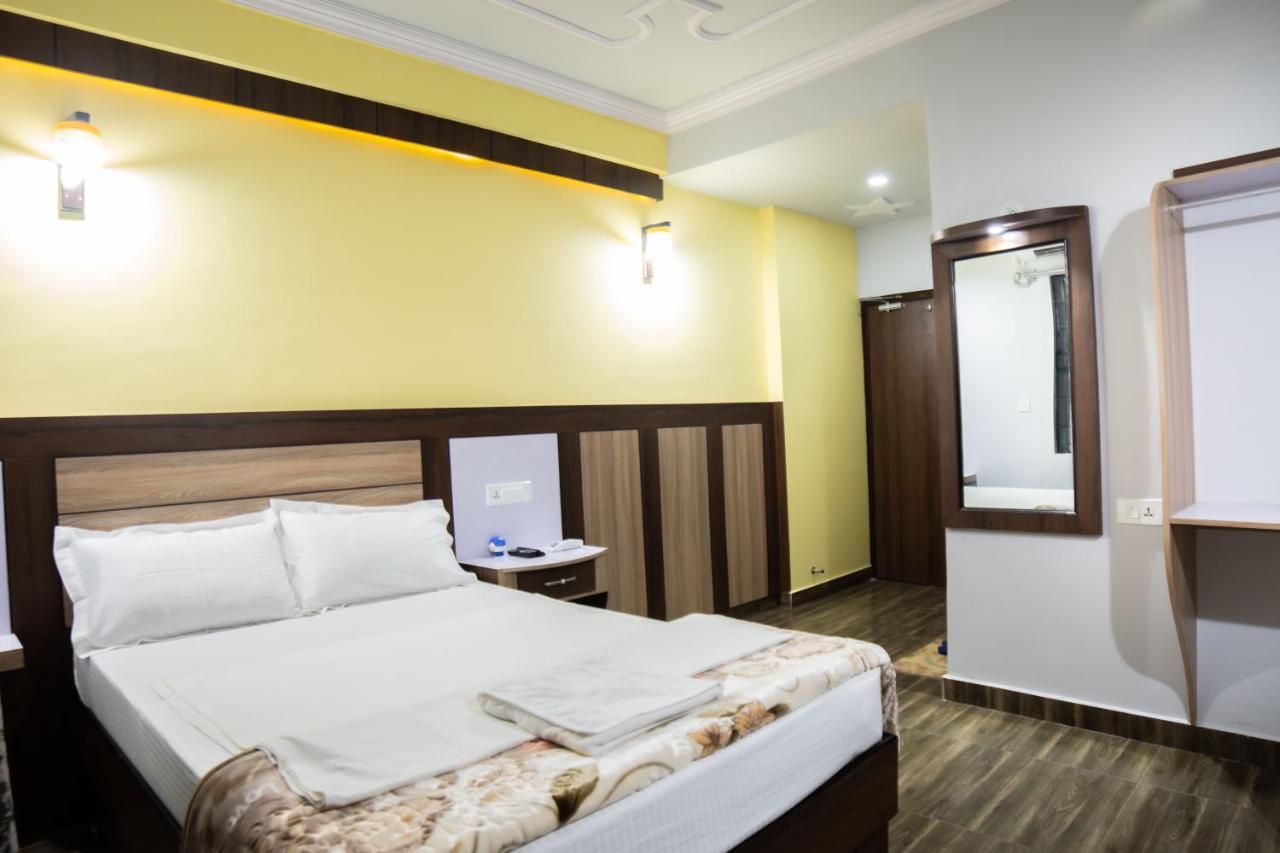 Galaxy Guest House Siddharthanagar Exterior photo