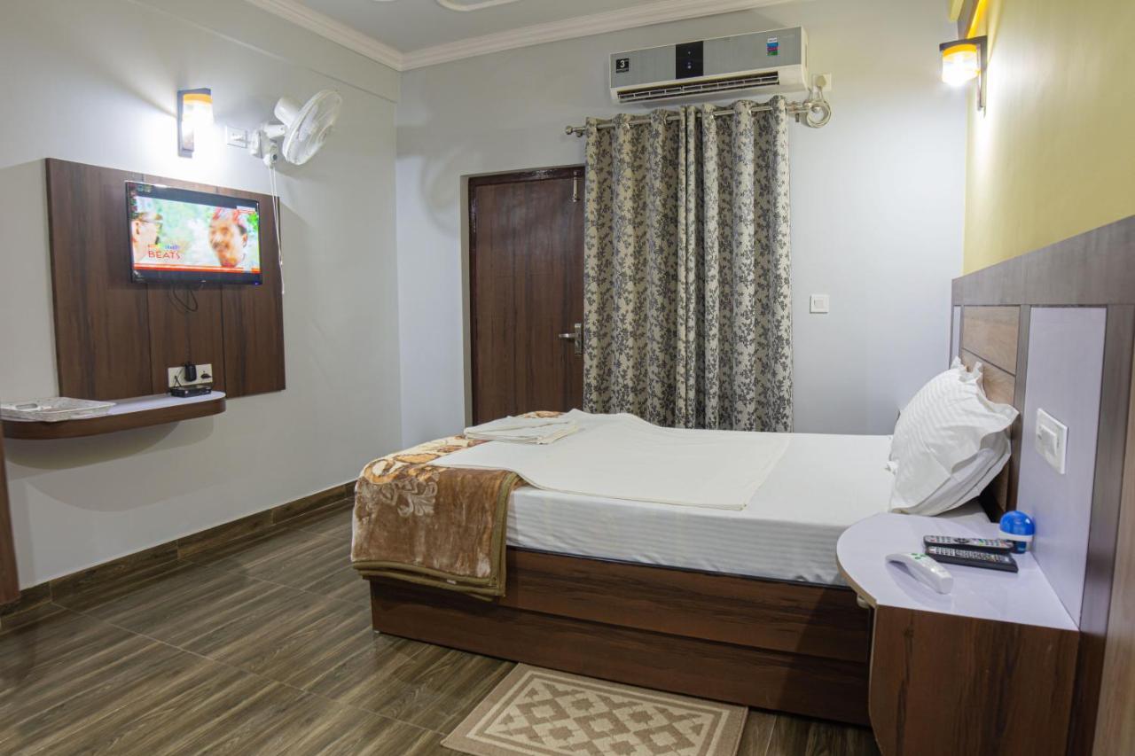 Galaxy Guest House Siddharthanagar Exterior photo